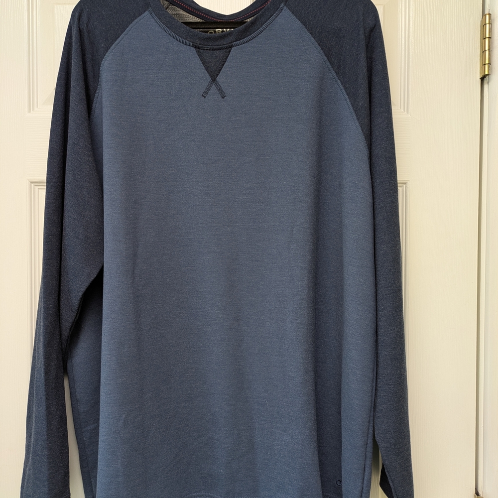 Men's Long-Sleeve Crew Sweatshirt in Charcoal Blue